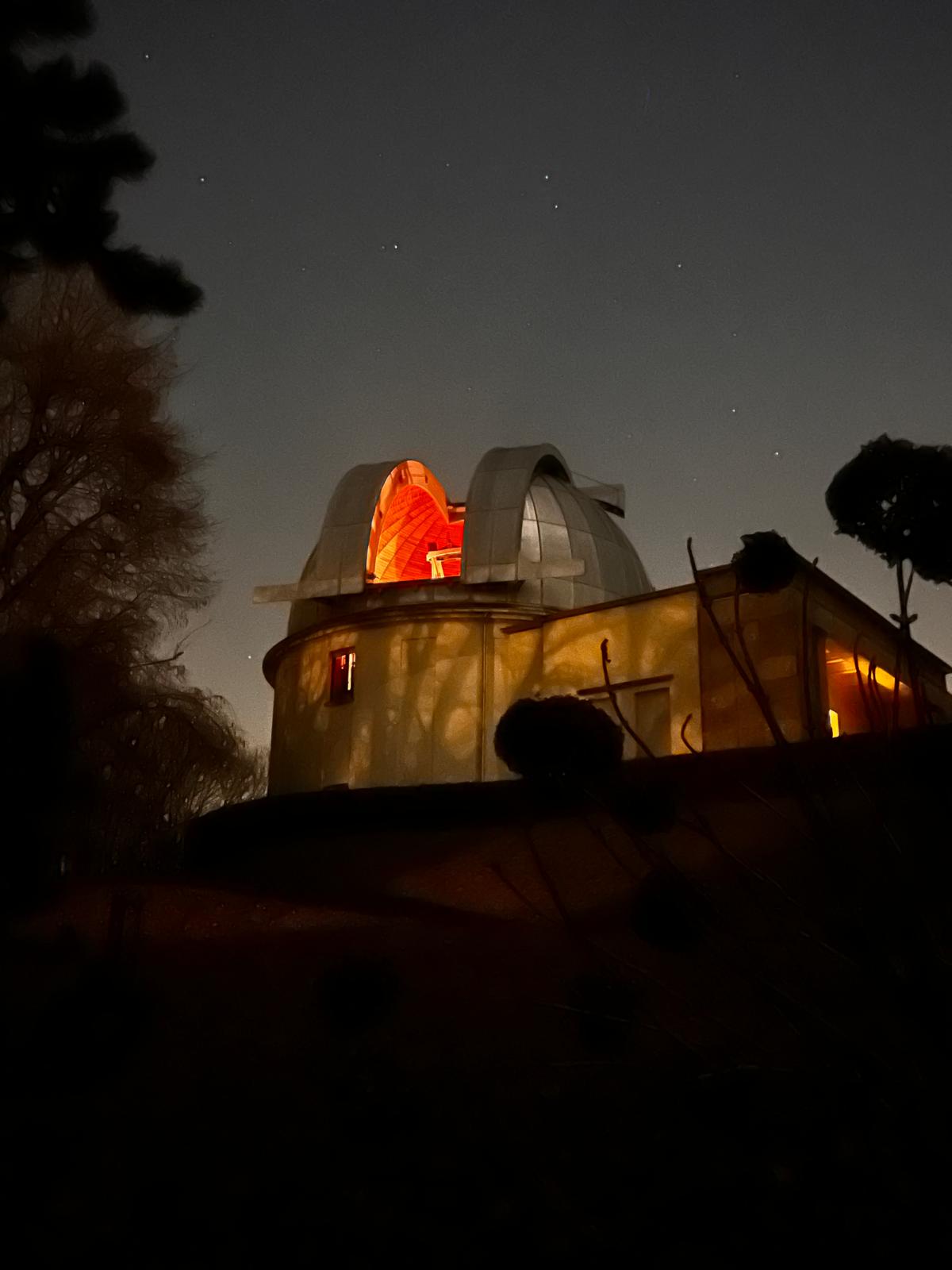 La cupola e il telescopio Ruths.