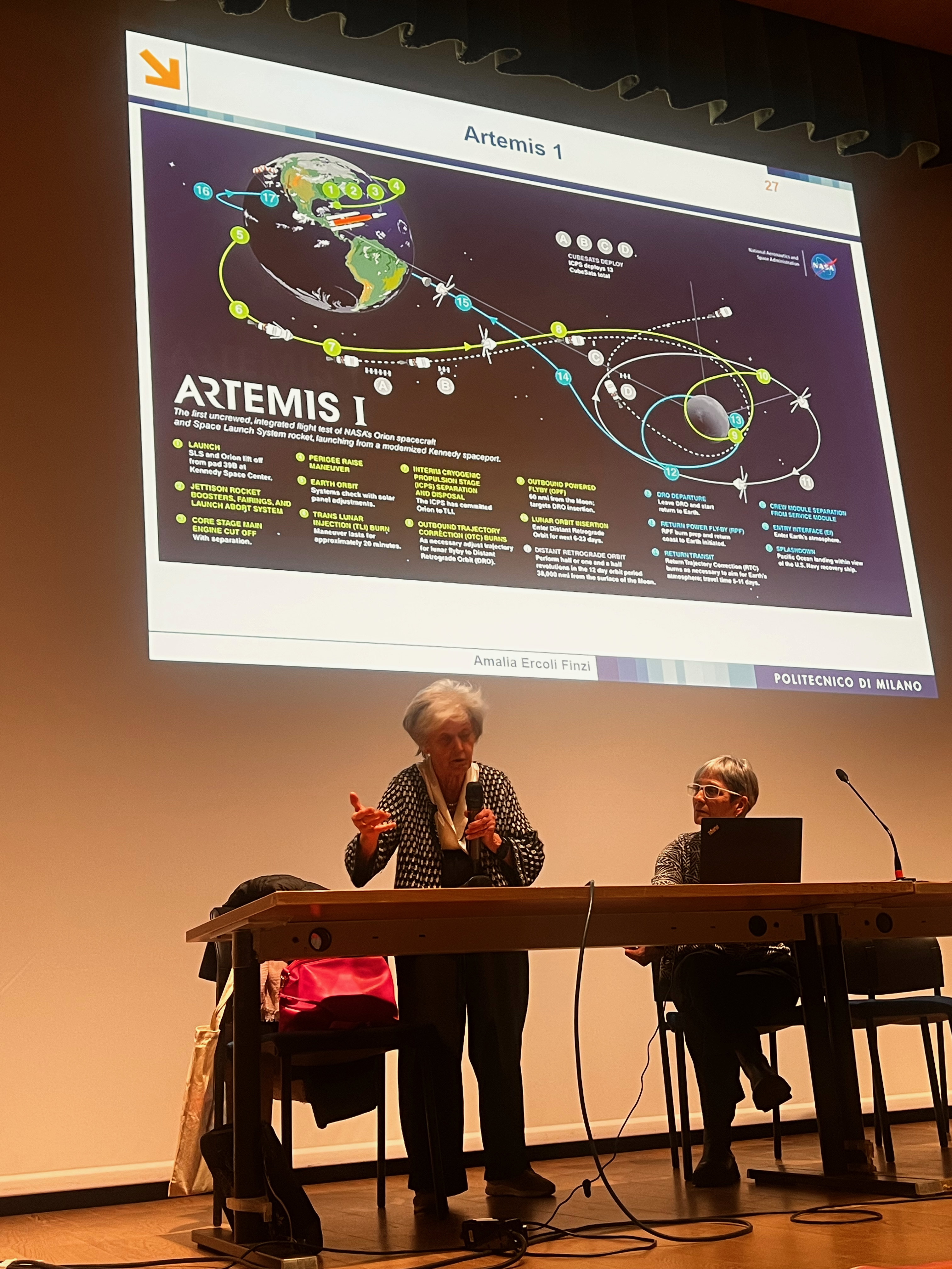 Conferenza Amalia Ercoli Finzi (29/01/2026) - Ing.ra Amalia Ercoli Finzi durante la conferenza - Crediti: INAF-OAB